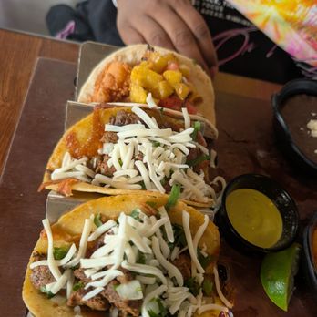 Que Onda Tacos + Tequila - Tacos - Mexican Near Me - Charlotte, North Carolina Que Onda Tacos + Tequila - Tacos - Mexican Near Me - Charlotte, North Carolina