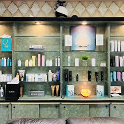 Studio Elite - Paul Mitchell 
Pureology 
Olaplex 
Redkin