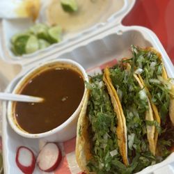 Gaelos - Birria tacos