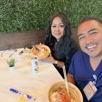 Poké Hana - Fresh ingredients. Generous portions. Friendly service. Great atmosphere. Fair pricing--and a First Responder discount to top it off. - Poke Near Me - Brentwood, California