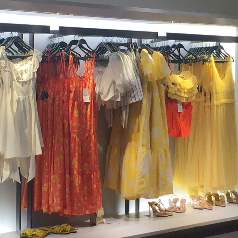 Zara - Summer wear - Women's Clothing Near Me - Glendale, California Zara - Summer wear - Women's Clothing Near Me - Glendale, California