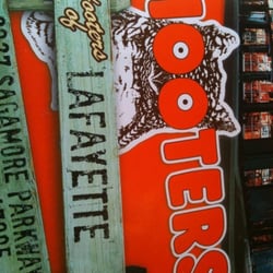Hooters