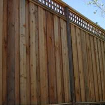 Arrow Deck & Construction - a view of a wooden fence - Decks & Railing Near Me - Fairfax, California Arrow Deck & Construction - a view of a wooden fence - Decks & Railing Near Me - Fairfax, California
