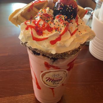 Dulce Mami Cafe - Milkshake: Dulce Rosa (Sweet rose) - Cafes Near Me - Cicero, Illinois Dulce Mami Cafe - Milkshake: Dulce Rosa (Sweet rose) - Cafes Near Me - Cicero, Illinois