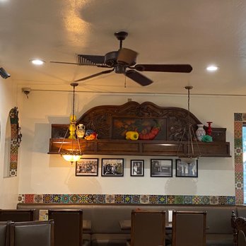 La Canasta Capitolio - Inside remodel - Mexican Near Me - Phoenix, Arizona La Canasta Capitolio - Inside remodel - Mexican Near Me - Phoenix, Arizona