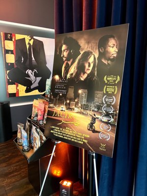 Cinelounge Sunset by null