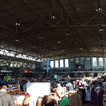 Sports Basement - We use to get our ice skate on back in the day... good use of space. - Sports Wear Near Me - Berkeley, California