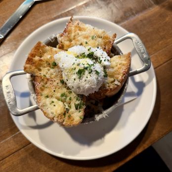 North Italia - White Truffle Garlic Bread - Italian Near Me - Tucson, Arizona