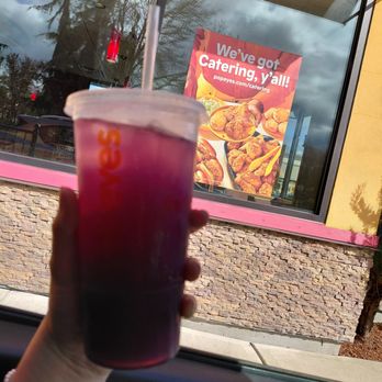 Popeyes Louisiana Kitchen - chilled gum-gum lemonade - Fast Food Near Me - Lacey, Washington