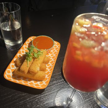 Cafe Premiata - The sangria was delicious! And the mozzarella sticks passed the mozzarella test. Will definitely be back - Kosher Near Me - Flushing, New York