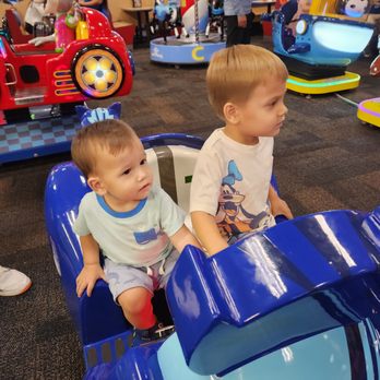Chuck E. Cheese - So fun! - Pizza Near Me - Kapolei, Hawaii Chuck E. Cheese - So fun! - Pizza Near Me - Kapolei, Hawaii