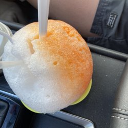 Olawalu General Store - Passionfruit and coconut shave ice with Mac nut ice cream