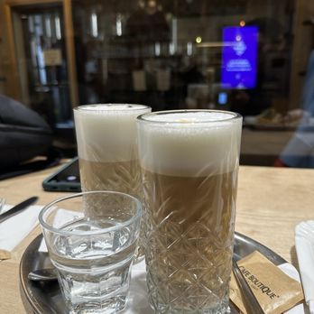 Sisters - Coffee & Tea Near Me - Prague, Puerto Rico