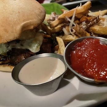Harvest Grill - Brisket Sandwich & Truffle Fries - New American Near Me - Meridian, Mississippi Harvest Grill - Brisket Sandwich & Truffle Fries - New American Near Me - Meridian, Mississippi