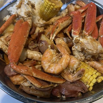 Mad Seafood Boiler by null