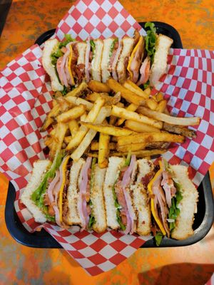 Tommy's Hamburger Grill & Patio by null