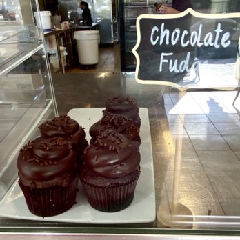 Frosted Cakery - Chocolate fudge cupcake - Bakeries Near Me - Fresno, California