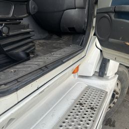 if you are going to bugger up the screw holes at least screw the screws all the way in if you are going to bugger up the screw holes at least screw the screws all the way in