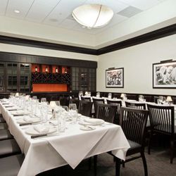 Hilton Richmond Hotel & Spa/Short Pump - Restaurant