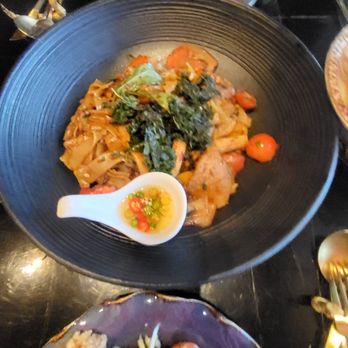 MaKiin - Drunken noodles - Thai Near Me - Houston, Texas MaKiin - Drunken noodles - Thai Near Me - Houston, Texas