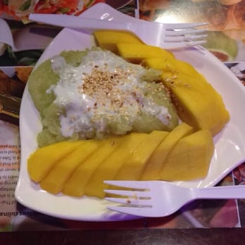 Phonthip Style Thai Restaurant - mango sticky rice, super yum! - Thai Near Me - Spokane, Washington