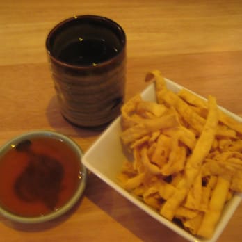 Okinawa - Free Crispy Noodles appetizer with duck sauce - Japanese Near Me - Wynantskill, New York