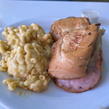 Bonnie Blue - Bakeries Near Me - Winchester, Virginia