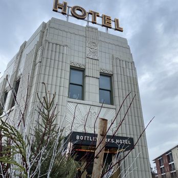 Bottleworks Hotel - Hotels Near Me - Indianapolis, Indiana Bottleworks Hotel - Hotels Near Me - Indianapolis, Indiana