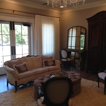 Silver Oaks Chateau - Bridal suite! - Venues & Event Spaces Near Me - Pacific, Missouri