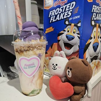 Kawaii Ice Wave - Halo Halo... yummy! - Ice Cream & Frozen Yogurt Near Me - Aiea, Hawaii