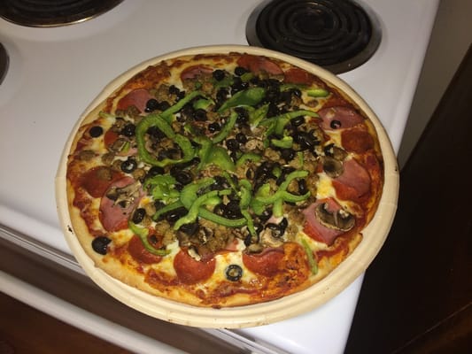 Dean's Pizza by null