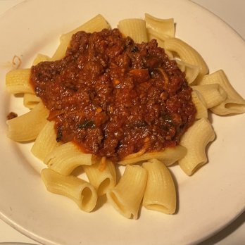 Bravo Restaurant - Rigatoni with Meat sauce - Italian Near Me - Aiea, Hawaii Bravo Restaurant - Rigatoni with Meat sauce - Italian Near Me - Aiea, Hawaii