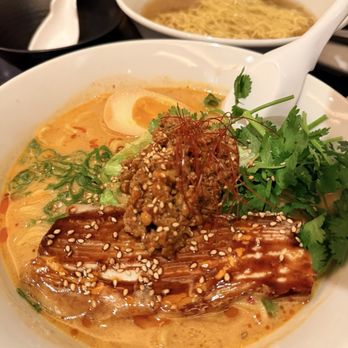 Momosan Waikiki - Ramen Near Me - Honolulu, Hawaii