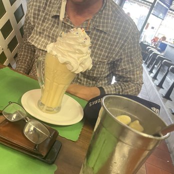 The Huddle - Orange Julius milkshake - American Near Me - San Diego, California The Huddle - Orange Julius milkshake - American Near Me - San Diego, California