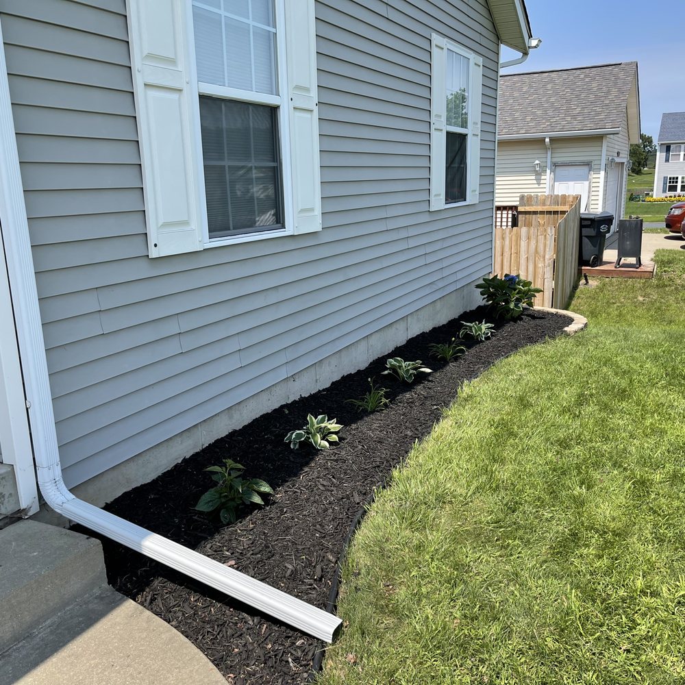 Image of Steensma Lawn and Garden fencing