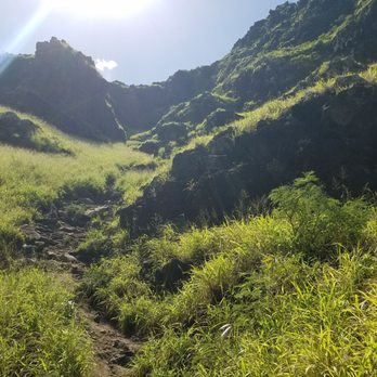 Upper Makua Cave - Access Restricted - Before the veer off to the right. - Hiking Near Me - Waianae, Hawaii Upper Makua Cave - Access Restricted - Before the veer off to the right. - Hiking Near Me - Waianae, Hawaii
