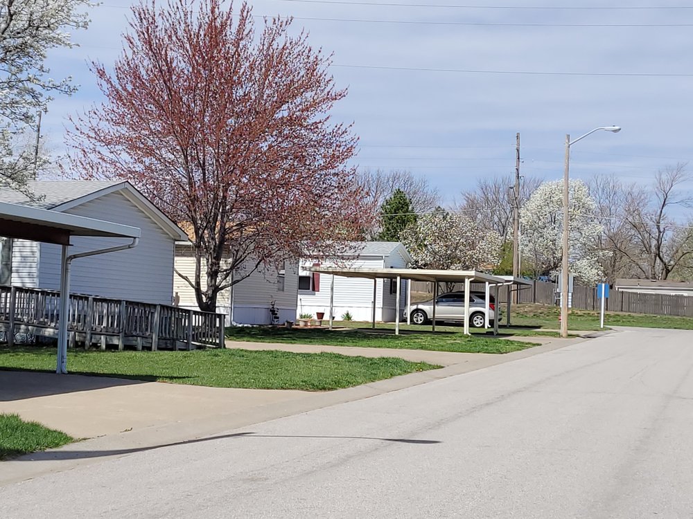 RIVER VIEW ESTATES Updated August 2024 26 Photos 1010 S 74th Ter