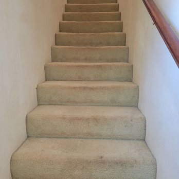 Inline Construction - a set of stairs in a home - General Contractors Near Me - Mililani, Hawaii