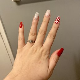 Holiday nails