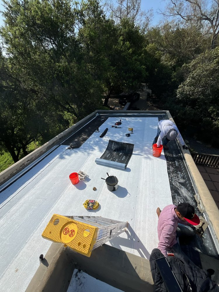 Slide of Francisco's Roofing