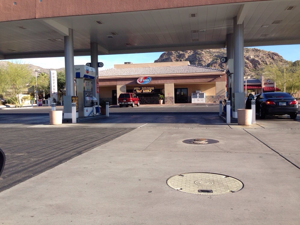 CHEVRON Updated August 2024 13 Reviews 1446 E Chandler Blvd, Phoenix, Arizona Gas
