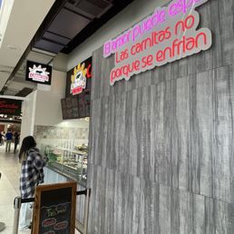 Food court