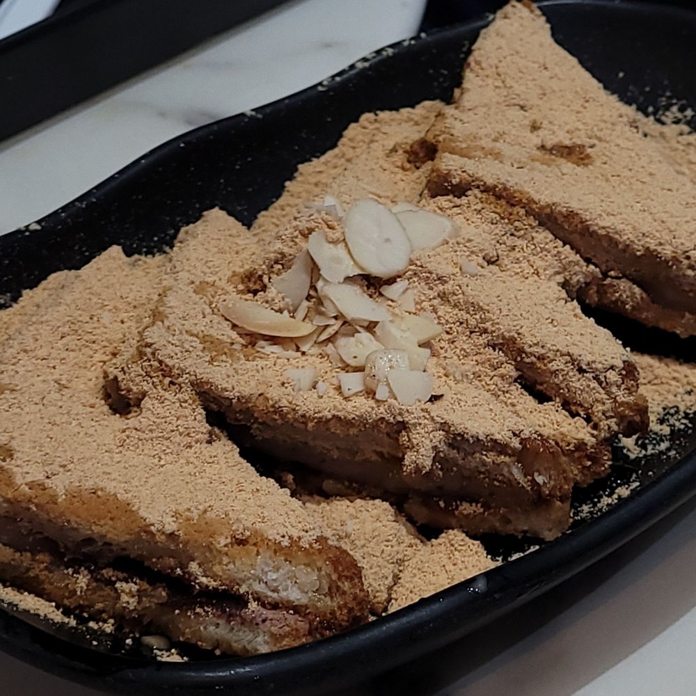 Bingsu Bean - Mochi red bean toast - Desserts Near Me - Toronto, Ontario Bingsu Bean - Mochi red bean toast - Desserts Near Me - Toronto, Ontario