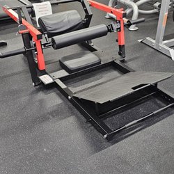 Super Fit - Extremely popular hip thruster machine.