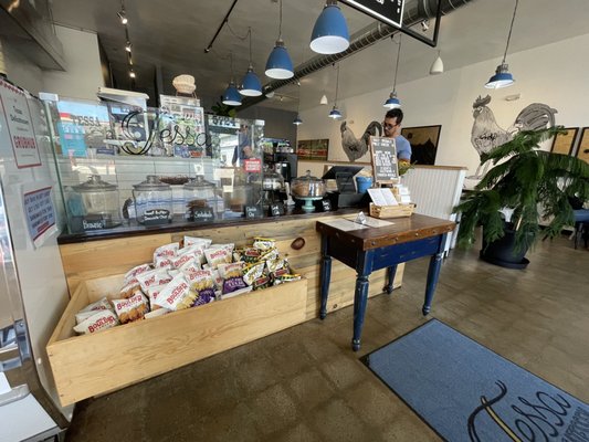 Tessa Delicatessen by null