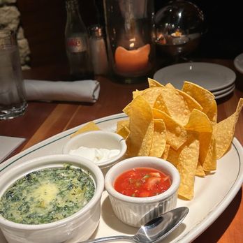 Houston's Restaurant - New American Near Me - Irvine, California Houston's Restaurant - New American Near Me - Irvine, California