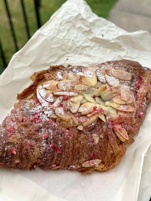 L’Appartement 4F by null