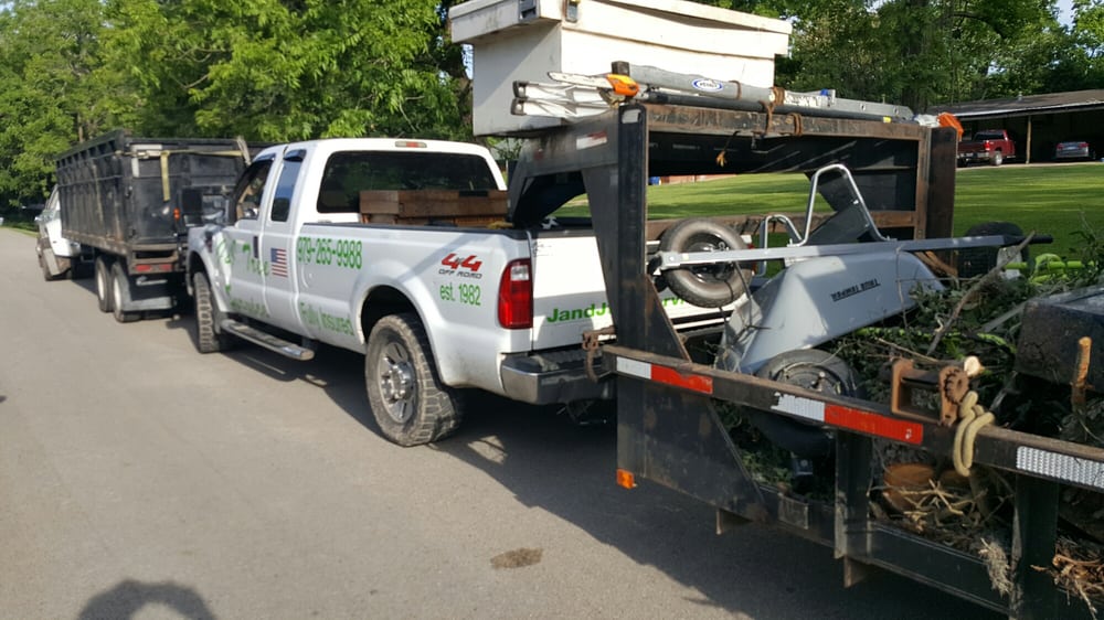 J & J TREE SERVICE Updated August 2024 27 Photos 105 Forest Oaks