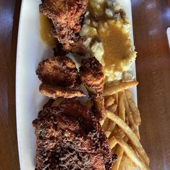 Fork & Fire - Fried chicken, mash potatoes and fries (because I don't like cauliflower, which was the veg side option). - Chicken Wings Near Me - Tucson, Arizona