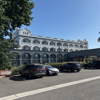 DoubleTree by Hilton Chatsworth - Hotels Near Me - Chatsworth, California DoubleTree by Hilton Chatsworth - Hotels Near Me - Chatsworth, California